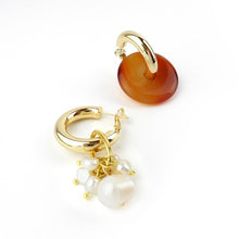 Load image into Gallery viewer, Costume Jewellery Suppliers Wholesale Hoop Mismatched Pearl Earrings