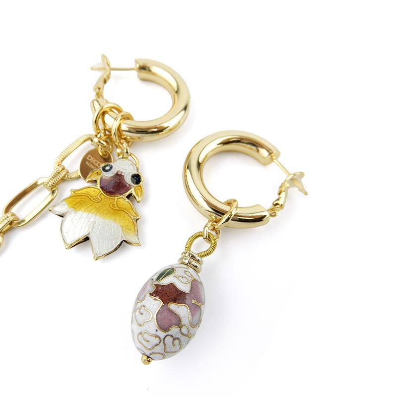 Wholesale White And Gold Statement Earrings
