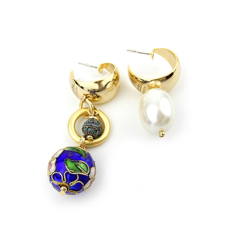 Wholesale White Flower Handmade Statement Earrings