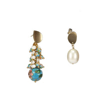 Load image into Gallery viewer, Best Handmade Asymmetrical Pearl Earrings