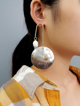 Load image into Gallery viewer, Best Handmade Sea Shell Pearl Asymmetrical Earring