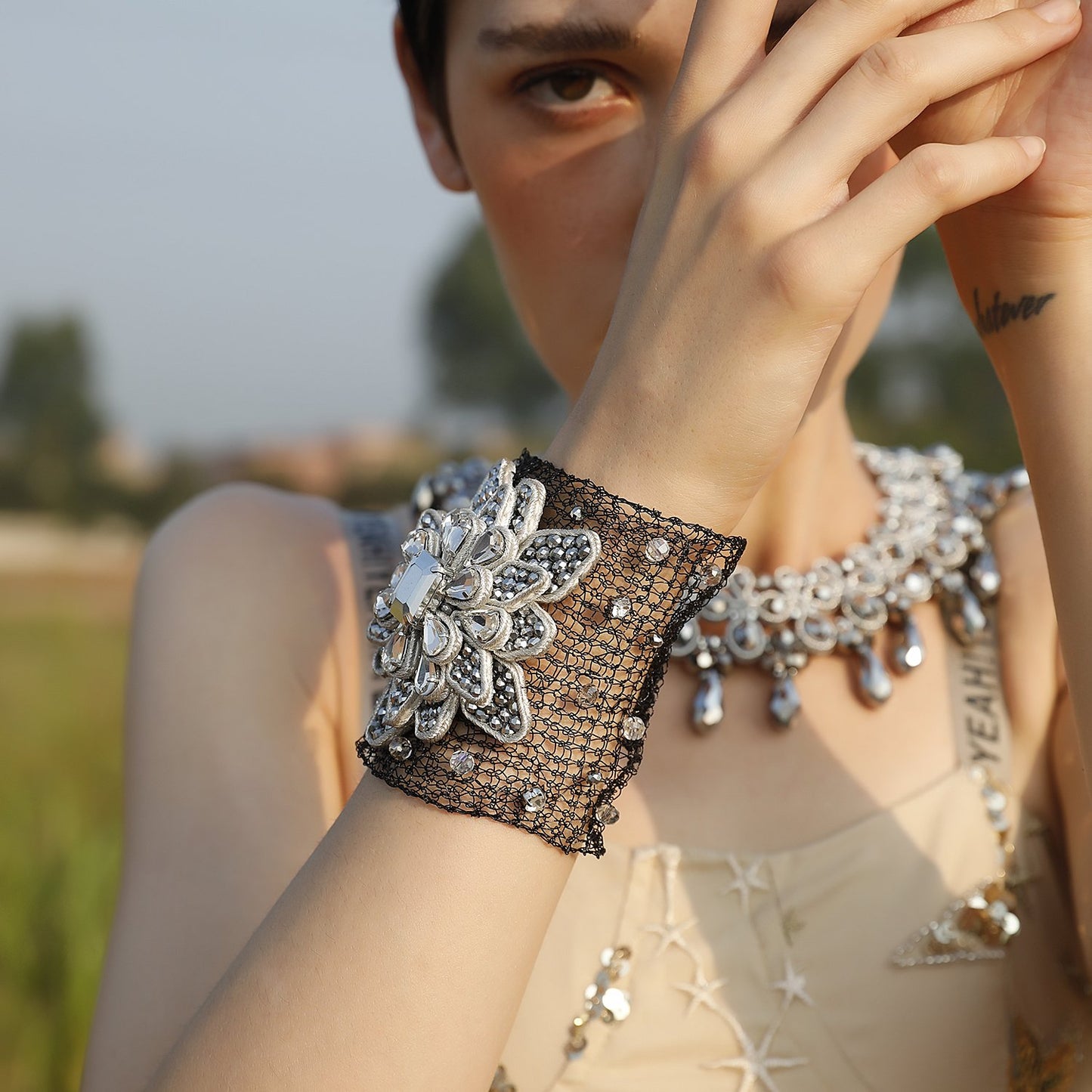 Custom Luxury Flower Metal Wire Knitting Handmade Bracelet Roaring 20s Jewelry